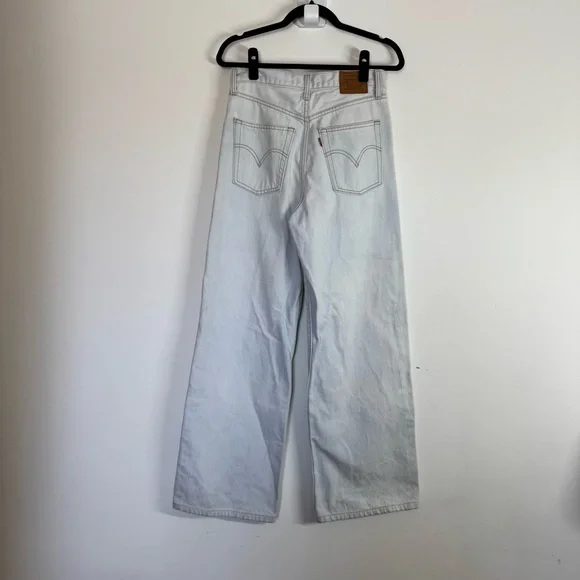 Levi's Women's Sky Blue Wide Leg Jeans - Picture 6 of 13